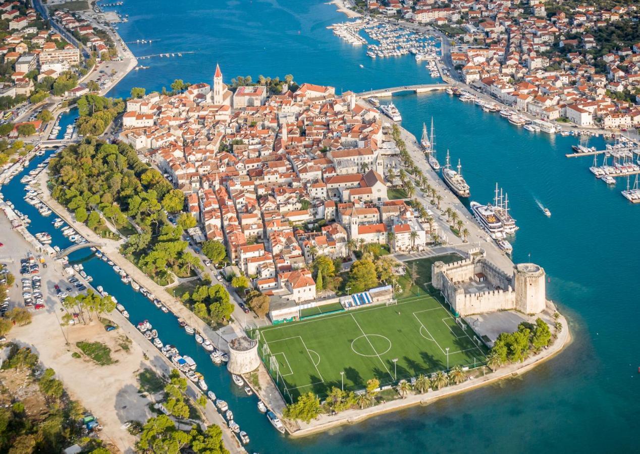 Apartments More Trogir Eksteriør billede